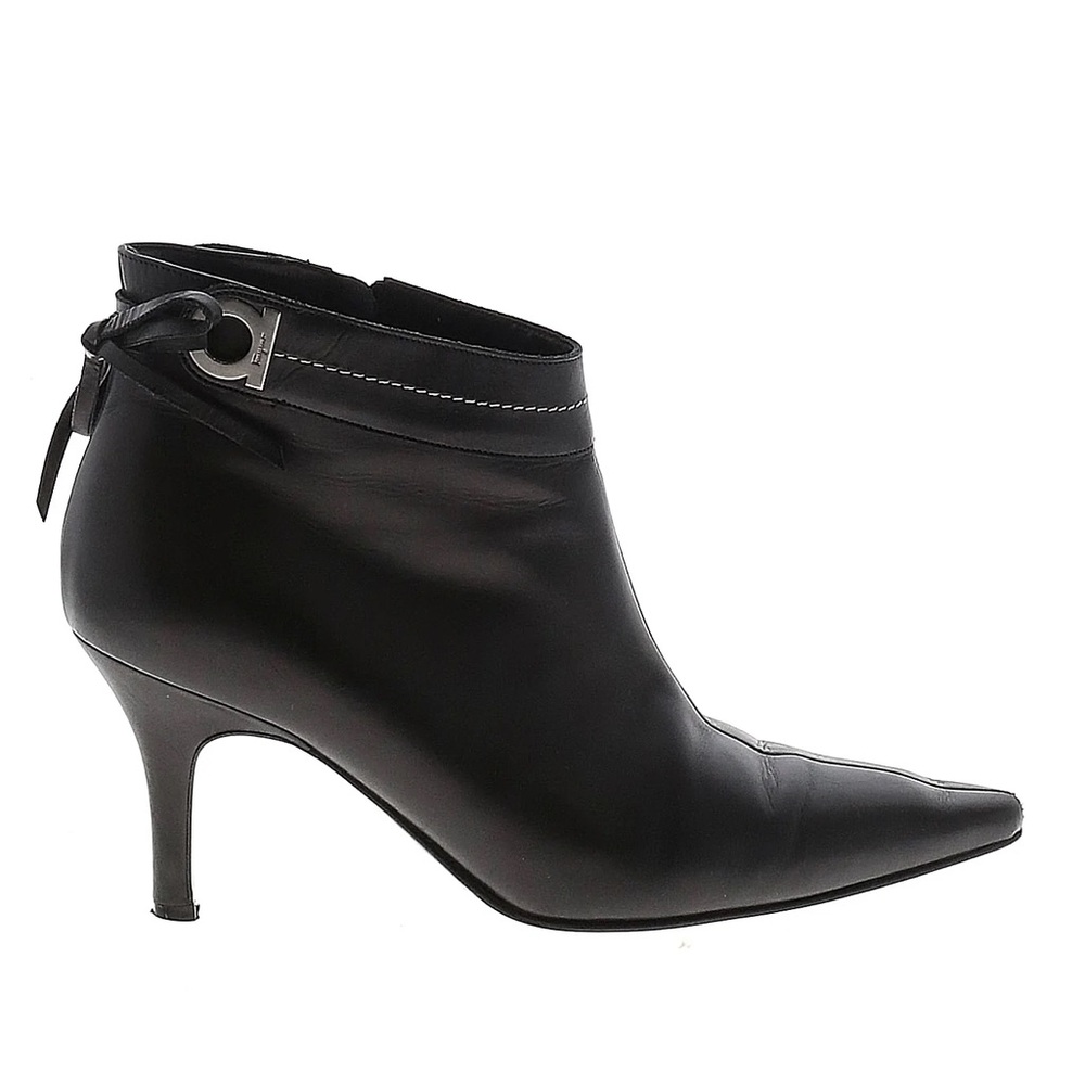 Salvatore Ferragamo Black Leather Gancini Pointed Toe Ankle Boots SZ 7B